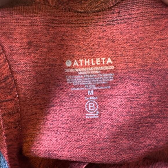 Athleta Relay Tank Top Red/Blue Gradient Ombré Cut Out‎ Racer Back Size Medium - Picture 3 of 8